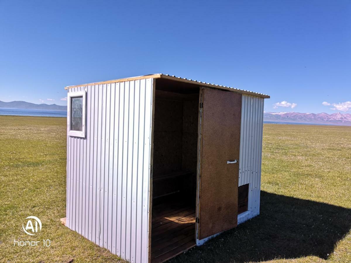 Yurt Camp Ali-Nur At Lake Song-Kol Юрточный Лагерь Али-Нур Озеро Сон-Куль Сон-Куль Кыргызстан Нарын Kyrgyzstan Naryn 外观 照片