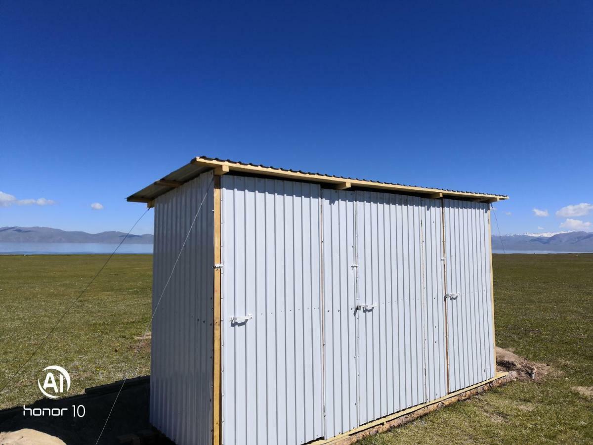 Yurt Camp Ali-Nur At Lake Song-Kol Юрточный Лагерь Али-Нур Озеро Сон-Куль Сон-Куль Кыргызстан Нарын Kyrgyzstan Naryn 外观 照片